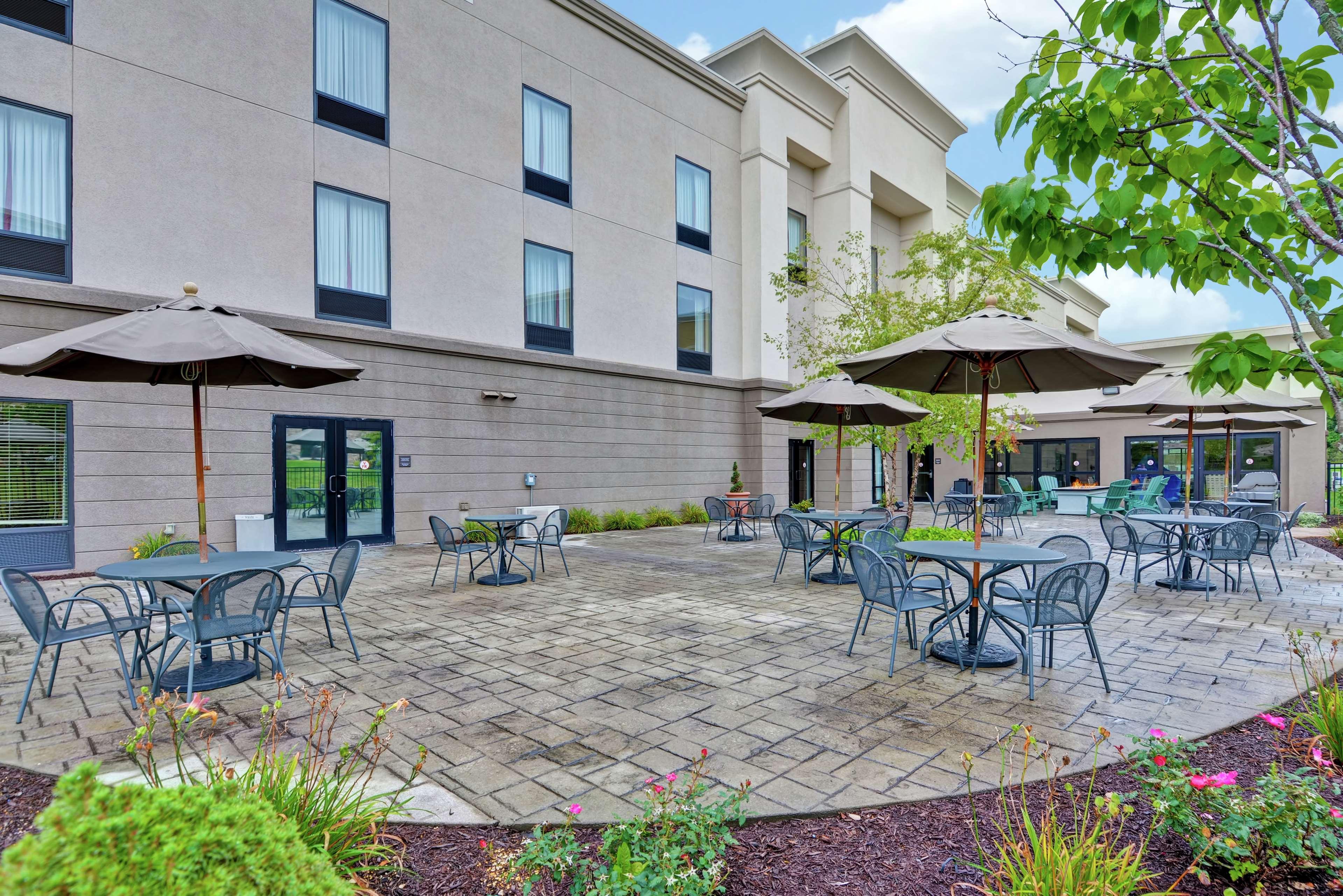 Hampton Inn And Suites New Hartford/Utica Exterior photo