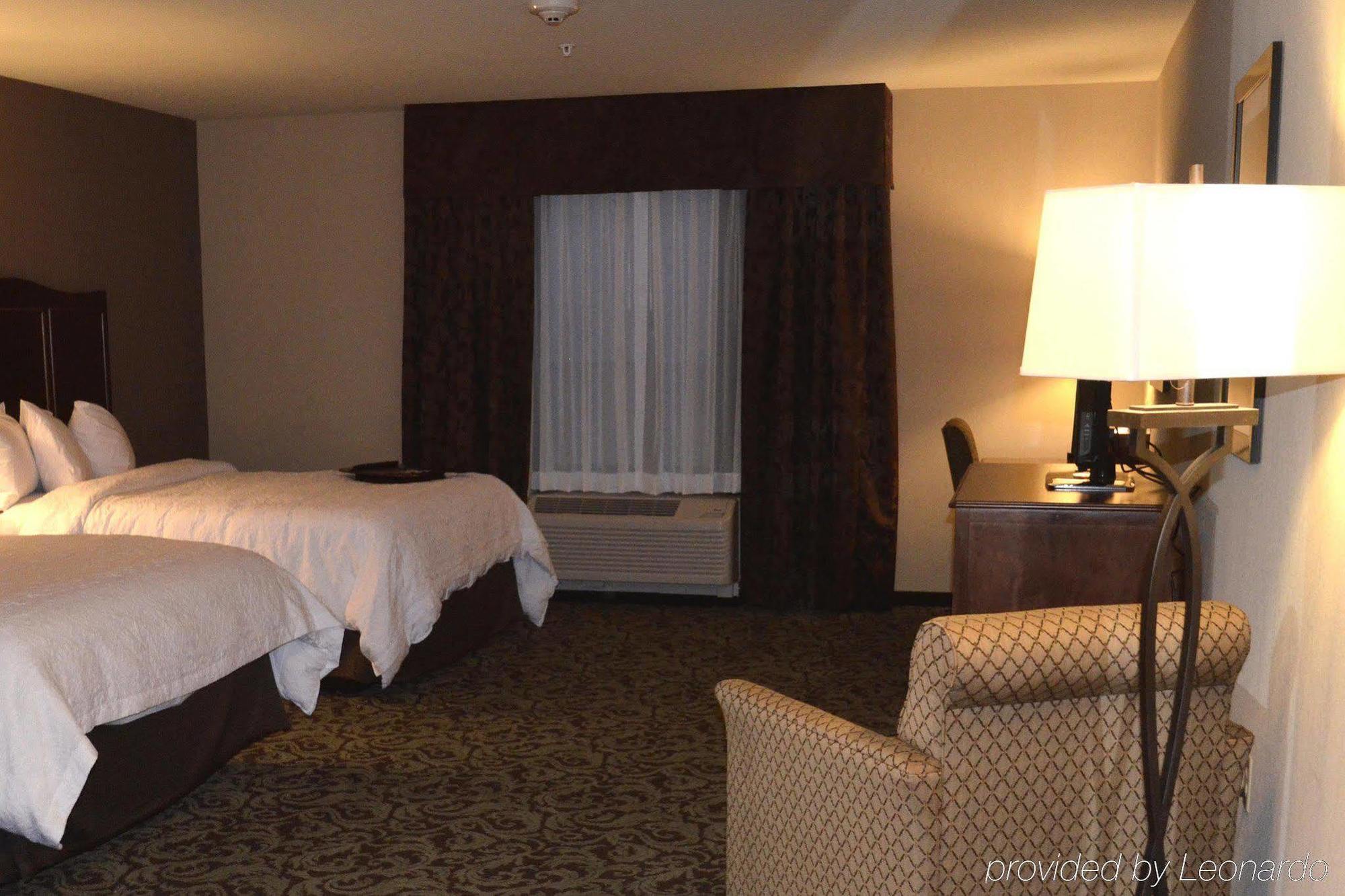 Hampton Inn And Suites New Hartford/Utica Exterior photo